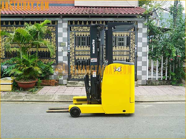 Xe nâng điện đứng lái Komatsu FB14RL-15 - Xe Nâng Hiếu Khuê - Công Ty TNHH Hiếu Khuê